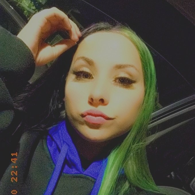 ArielApril97's tweet photo. #NewProfilePic https://t.co/wA7hru4zla