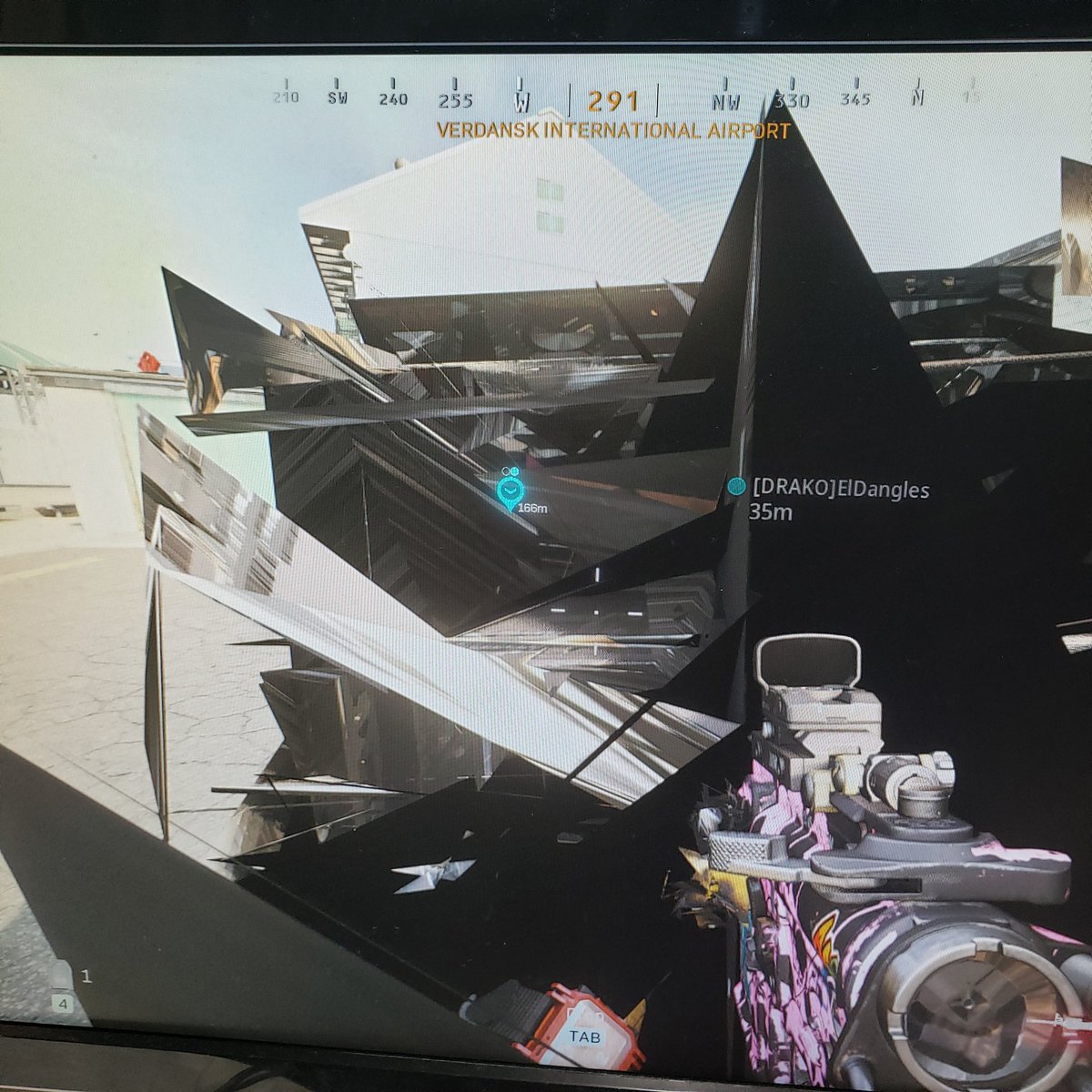 6streamss's tweet image. @CallofDuty @CallofDutyUK @InfinityWard What the fuck am I seeing on my screen right now? Horrible update, plz fix immediately b4 inevitable uninstall.