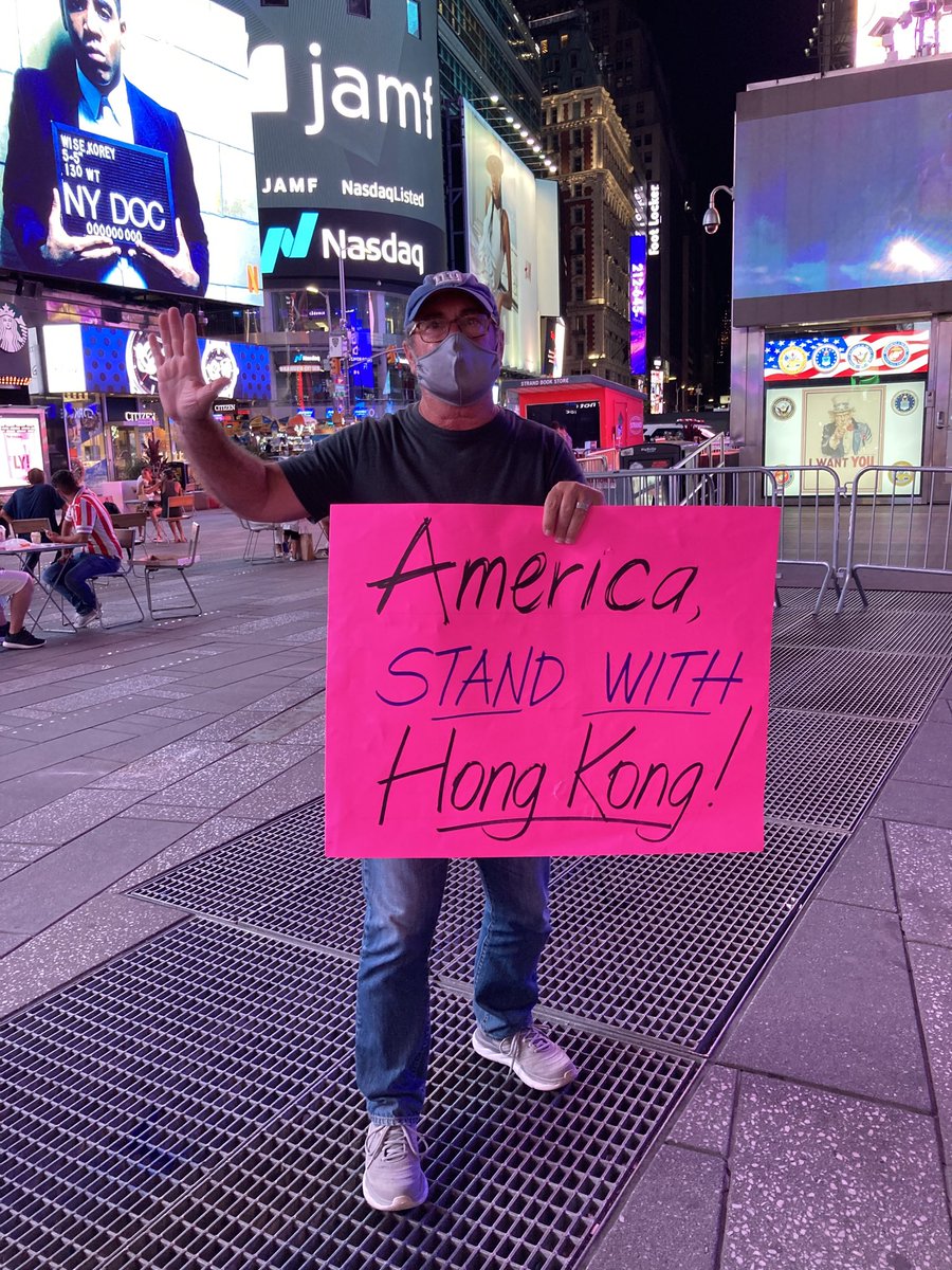revmahoney's tweet photo. “Five Demands Not One Less!” Encouraging America to stand with HK from Times Square, New York City! #HongKong ⁦@hk_watch⁩ ⁦@Stand_with_HK⁩ ⁦@FreedomHKG⁩ ⁦@SolomonYue⁩ ⁦@hkdc_us⁩ ⁦@HongKongFP⁩ ⁦@BeWaterHKG⁩ ⁦@nathanlawkc⁩ #HKers https://t.co/1JRGDRPaPf