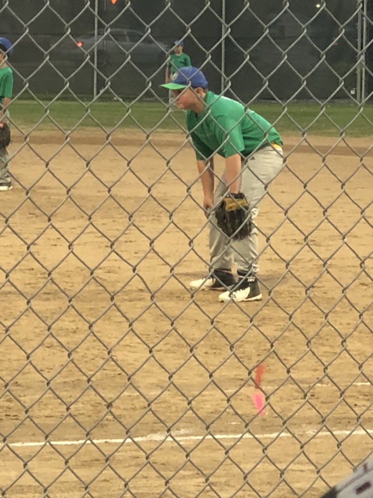 thinkfifty20's tweet photo. I love summer nights! Watching my son play baseball makes my ❤️ happy. What makes your ❤️ happy?
#happiness #baseball #mlb #eventually #summer #foco #noco #colorado #grateful #summerball #landon #boymom #happy #firstbase #umpire #loveofmylife https://t.co/uVOvH2ywOa