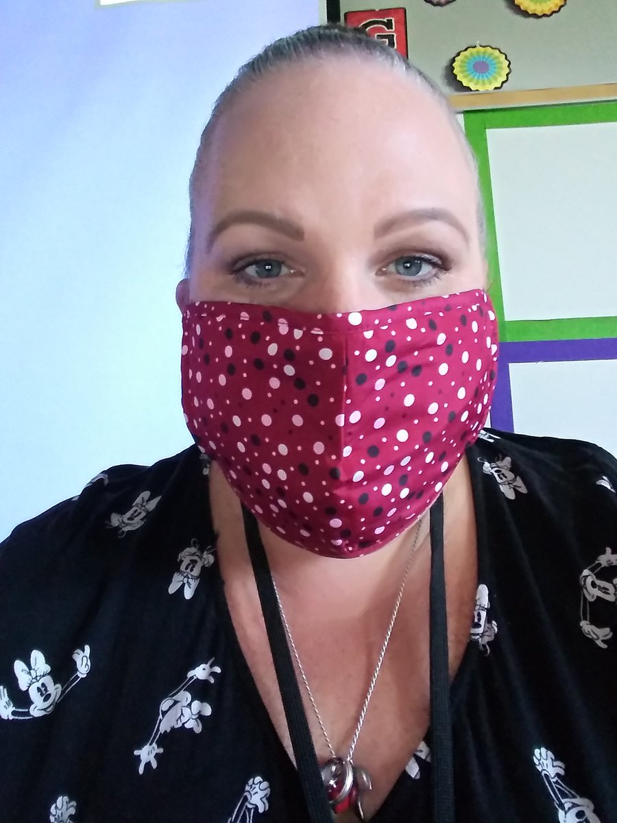 msconstuble's tweet image. My first day of my second year teaching 👩‍🏫✏️🏫🍎🎒#vvfirstdayofschool20 #specialeducator #teacher