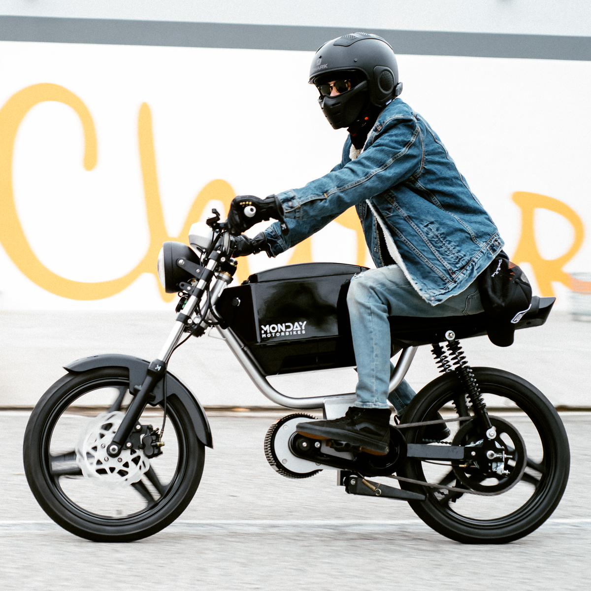 Monday Motorbikes tweet media