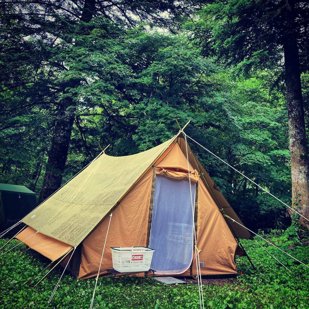 Vannisteer お盆休みの後半キャンプも雨スタート 設営は完了しましたが タープは張るか悩み中 テント内に篭もるか 焚火もやりたいしなぁ 雨キャンプ 平湯キャンプ場 テンマクデザインpepo アウトドア T Co Kgwzbie6px