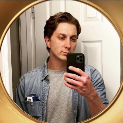 takingit_SLEAZY's tweet photo. #NewProfilePic https://t.co/0p0VhJDk78