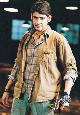 Prabhas__Kohli's tweet photo. Which movie have Ultimate Repeat value🔥  

RT : For Pokiri 🔃 

Like : For Chatrapati ❤ https://t.co/fK1Tv95iTt