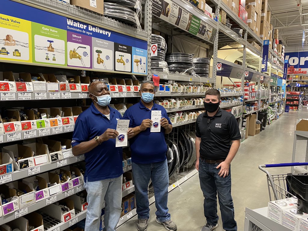 MattDanik's tweet photo. Great Night in Dedham with our South Boston  Night Team! Tonight we recognized Len and  Pierre for driving outstanding customer service with great resets and service!  #SouthPod #1287 #MST #Lowes https://t.co/l2bMEcCD74