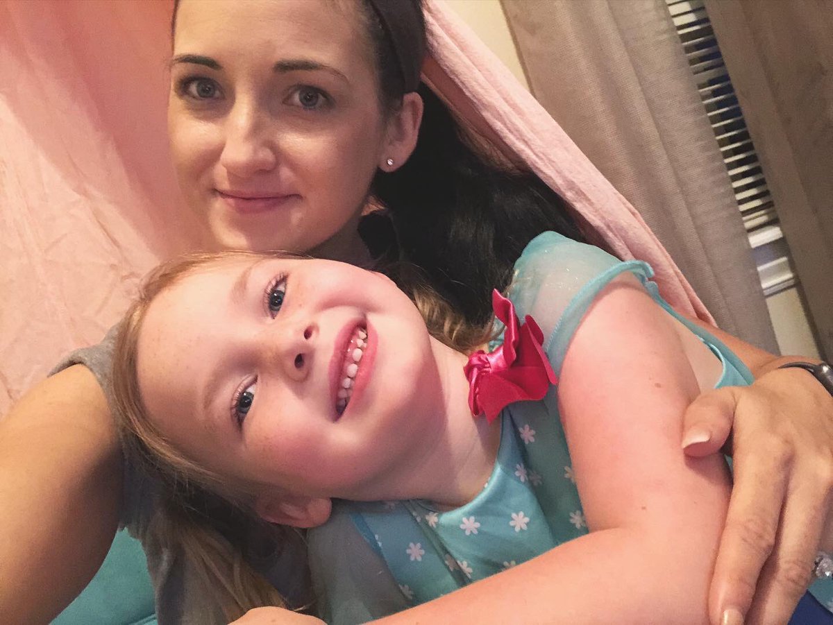 iSeeEucce's tweet photo. Is there anything better than being a mom?! https://t.co/trqmzBrcXV