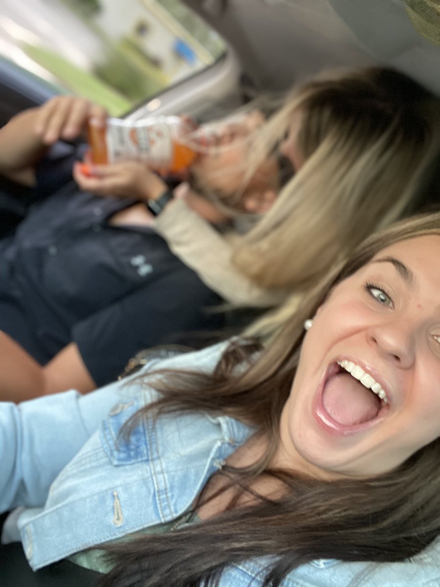 emilyeharris12's tweet photo. Wish this was not in portrait mode🙃 #blackoutorbackout https://t.co/0y4kIYJdEJ