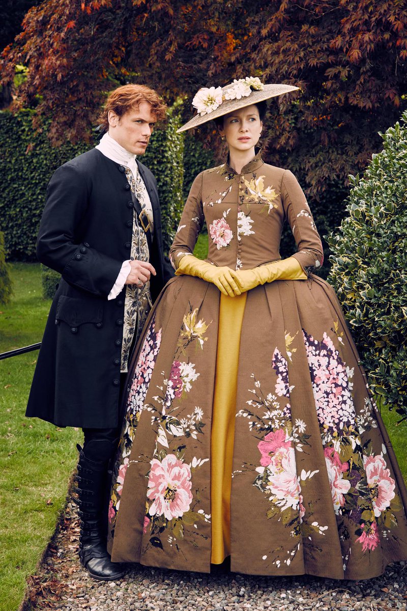 OutlanderCostum tweet picture
