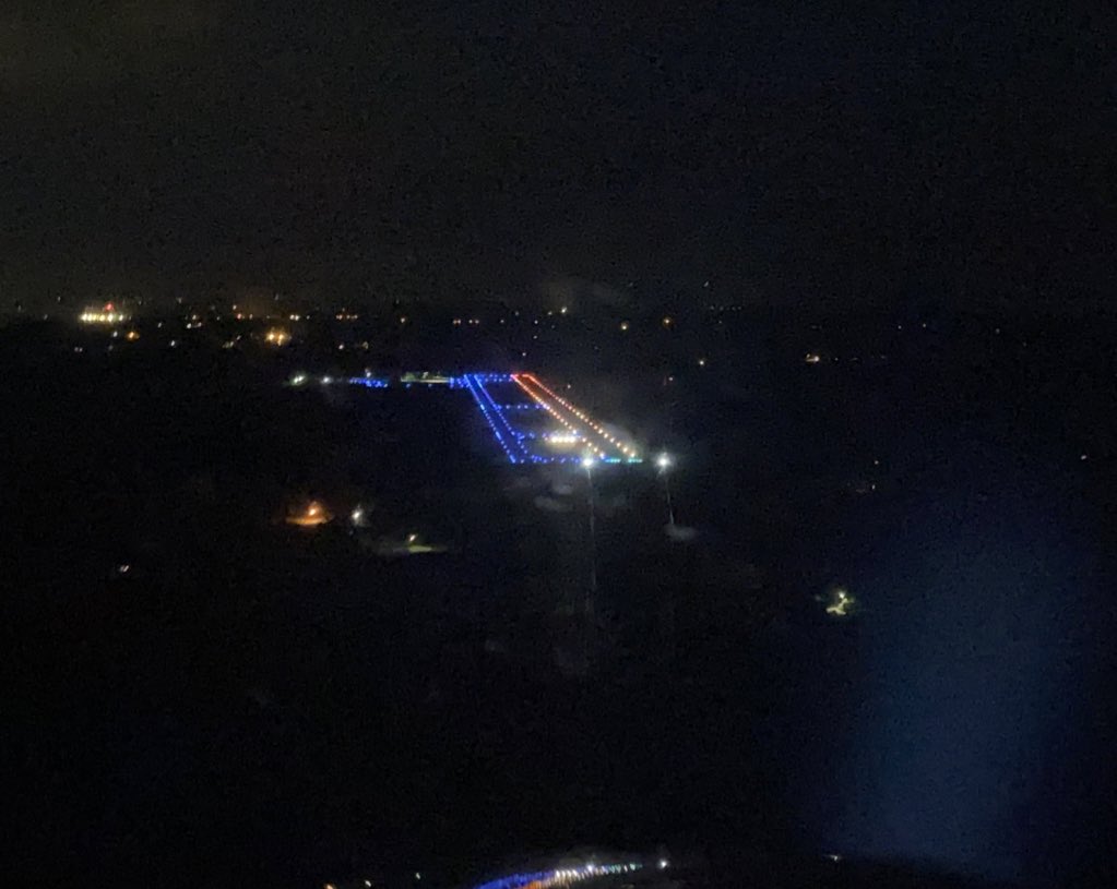 SusanAMcVay's tweet photo. Night flight with the boy! #MyPilot ❤️✈️ https://t.co/24Hf55RvM3