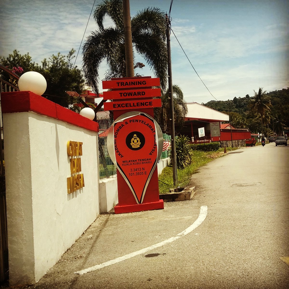 Faisalabdulrahim On Twitter Saya Di Sini Hari Ini Akademi Latihan Bomba Dan Penyelamat Malaysia Kuala Kubu Baharu 13 Ogos 2020