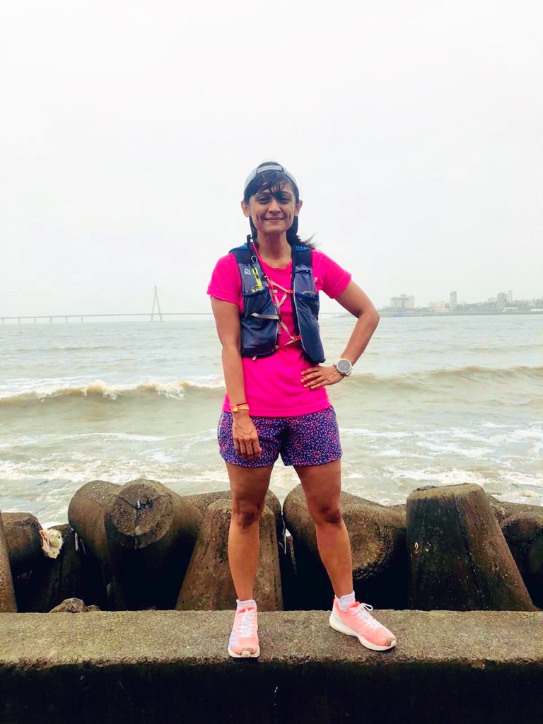 pribhatt29's tweet photo. A quick easy breezy run 🏃🏻♀️ before an exciting and a big one on the weekend ☺️🤘🏻💓
#TSPDIY #TheSpeedProject #BombayRunning #UltraGirl #UltraRunner #TimeRun #UltraRunnersOfIndia #RunnersLife #RunningGoals #Running #FemaleRunner #TeamIndia #FitWithPB https://t.co/ZpQC3oGpaK