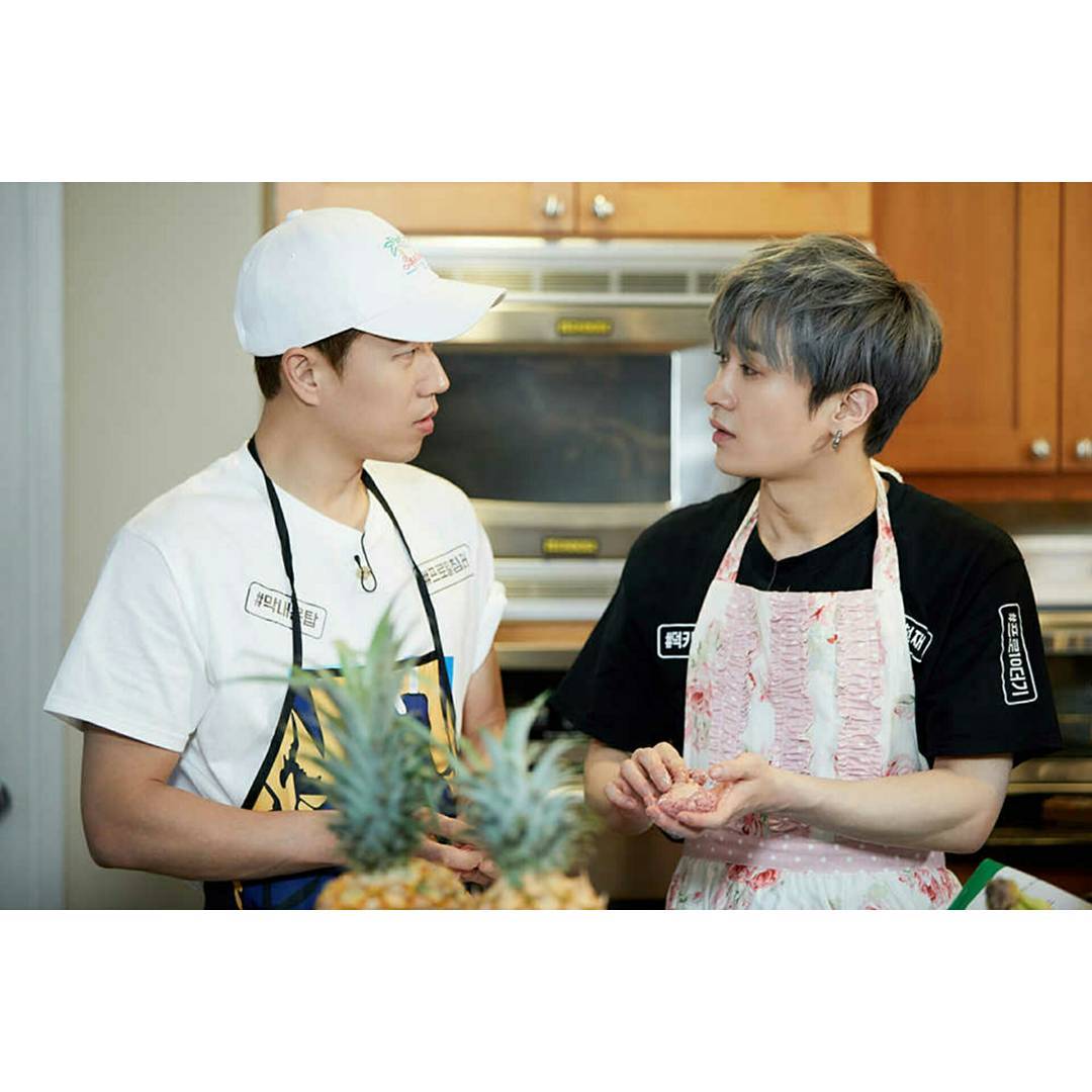 Hubby and wifey cooking dinner together