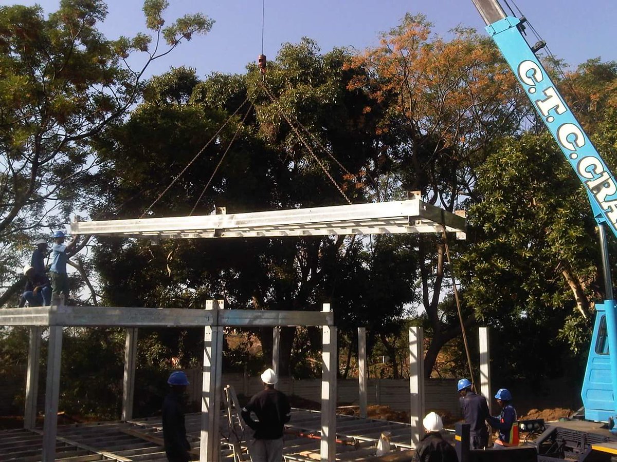 Big5projects's tweet image. Light steel frame modular building. manufactured offsite, installed onsite. 
#lightsteelframebuilding 
#modularconstruction 
#SouthAfrica 
#Construction