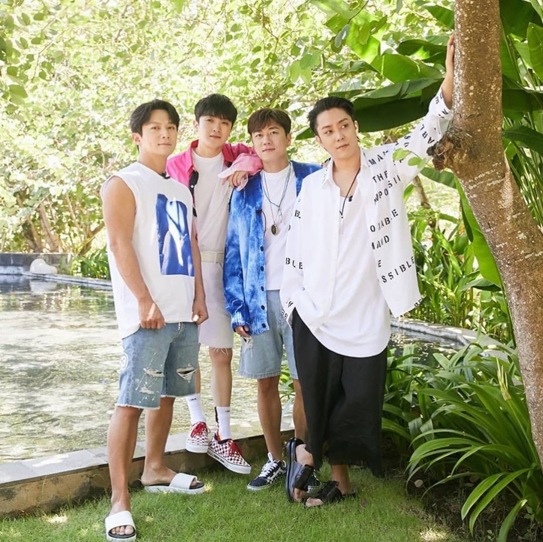 Even when there& #39;s Jaejin and Jiwon, Swonduck / J-Walk would stick together