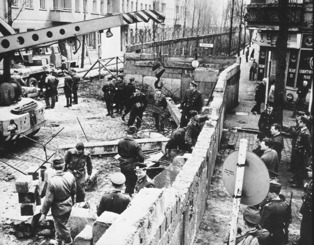  #GDR  #OTD 1961 – Construction of Berlin Wall begins - it will stand for the next 28 years. (1)