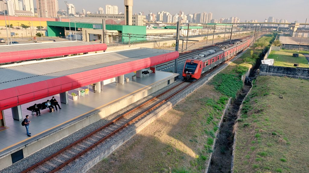 ca_angelsilva's tweet image. Dando uma de turista hoje, depois de 150 dias sem andar de trem e metrô chegou o dia de assinar o contrato com o novo formato de trabalho. 
Bora ali na caixinha! 💜
#Boxnet @CPTM_oficial @SPSobreTrilhos #BDSP #QuintaDetremuraSDV
