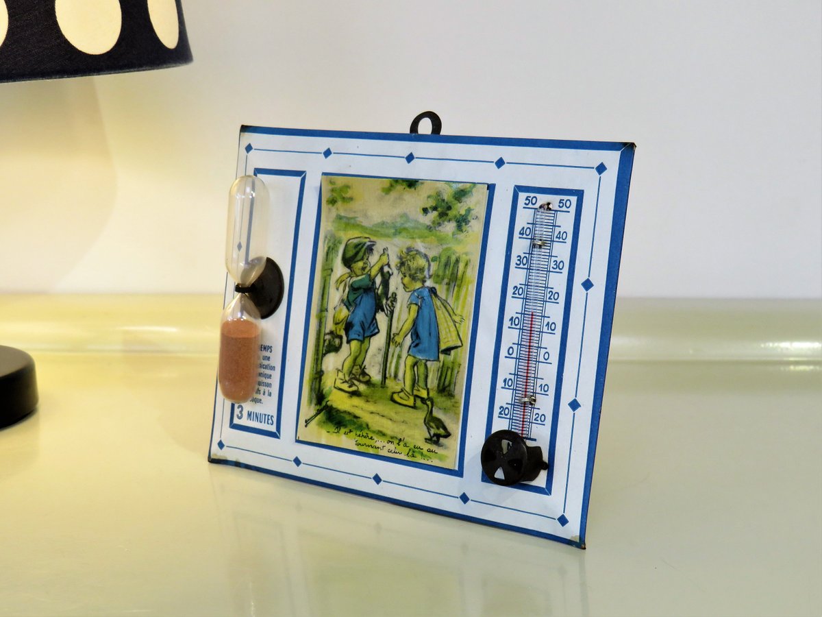MaLanterne's tweet photo. Vintage Thermometer and Hourglass, 3 Minutes Hourglass, Wall Hanging Weather Forecast, Germaine Bouret Illustration, Made in France, 30s https://t.co/vHqSGjVtnp #Holidays #Vintage #Retro #FREESHIPPING #Vintage Fashion #Spring #VintageThermometer https://t.co/8B51BmKOlD