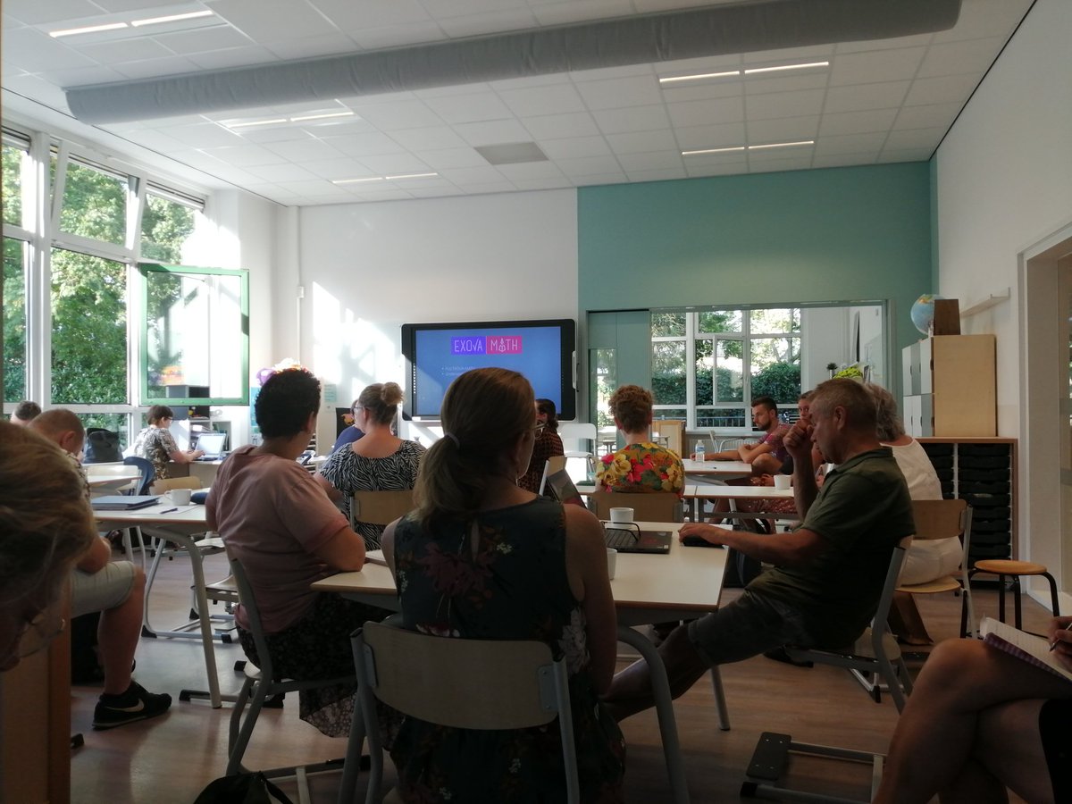 Start schooljaar staat weer in de blokken. Goede start is het halve werk. #teamoverleg