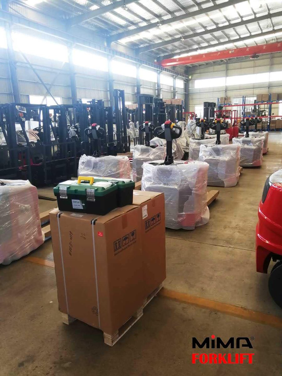 MimaRachel's tweet photo. A busy day again!
MiMA electric pallet truck and forklifts will serve their new owner in South Asia.
#forklift #pallettruck #electricforklift #warehouseequipment #MHE https://t.co/6kvpoRNOPX