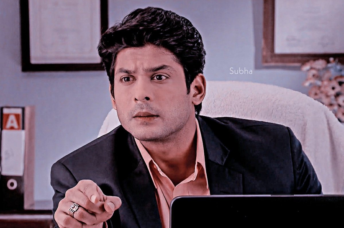 Angry Shiv - A sight to behold (Part 2)This epi is where Shiv is geting back to work after facing devastating news in his personal life & trying to cope with it.  @sidharth_shukla I don't think you enact a role, you live it  #SidharthShukla  #BalikaVadhu #ThrowbackThursday  https://twitter.com/sulachi11/status/1293760010405777409