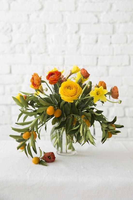 L0VECAF3's tweet photo. a bouquet of flowers has arrived for @kaspbracked !
from: anon

i care u <3 https://t.co/Dh9c6d7TJz
