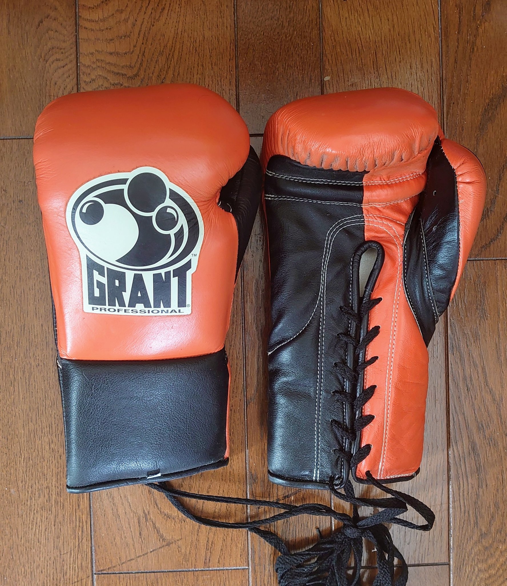 GRANT グラント ボクシンググローブ 赤黒 10oz