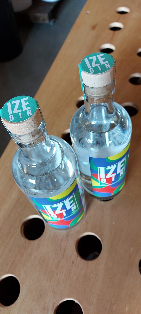 gin_ize's tweet image. IZE Gin officially launches tomorrow 14th August, get over to izegin.com to get a bottle from Batch 1 😀👍#newgin #izegin #purchase #batch1 #launch #uniquegin #scottish #retro #funky #EnjoyingEverydayLife