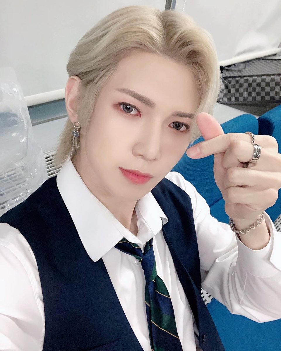 Are you Netflix? Because I could watch you for hours. #YEOSANG  #여상  #ATEEZ  #에이티즈  @ATEEZofficial