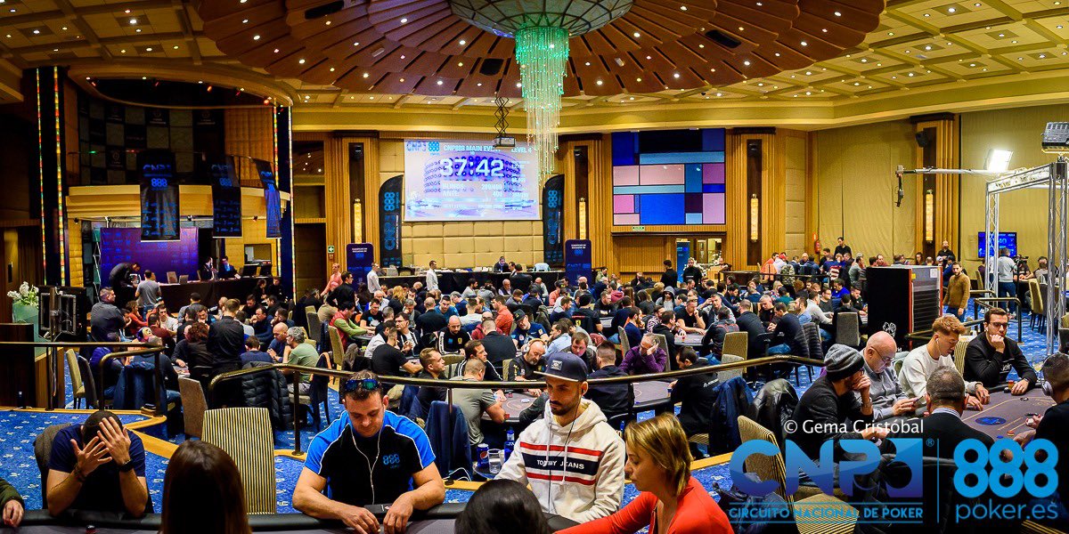 LAROUSH_Events's tweet photo. Os echamos de menos ♥️ @CNP_POKER @LNPLiga @AndaluzPokerCAP @LAROUSH_POKER @SPS_Series #ganasdevivo #ganasdenormalidad #ganasdetocarfichas #ganasdetocarcartas https://t.co/j9kXnDQRHr