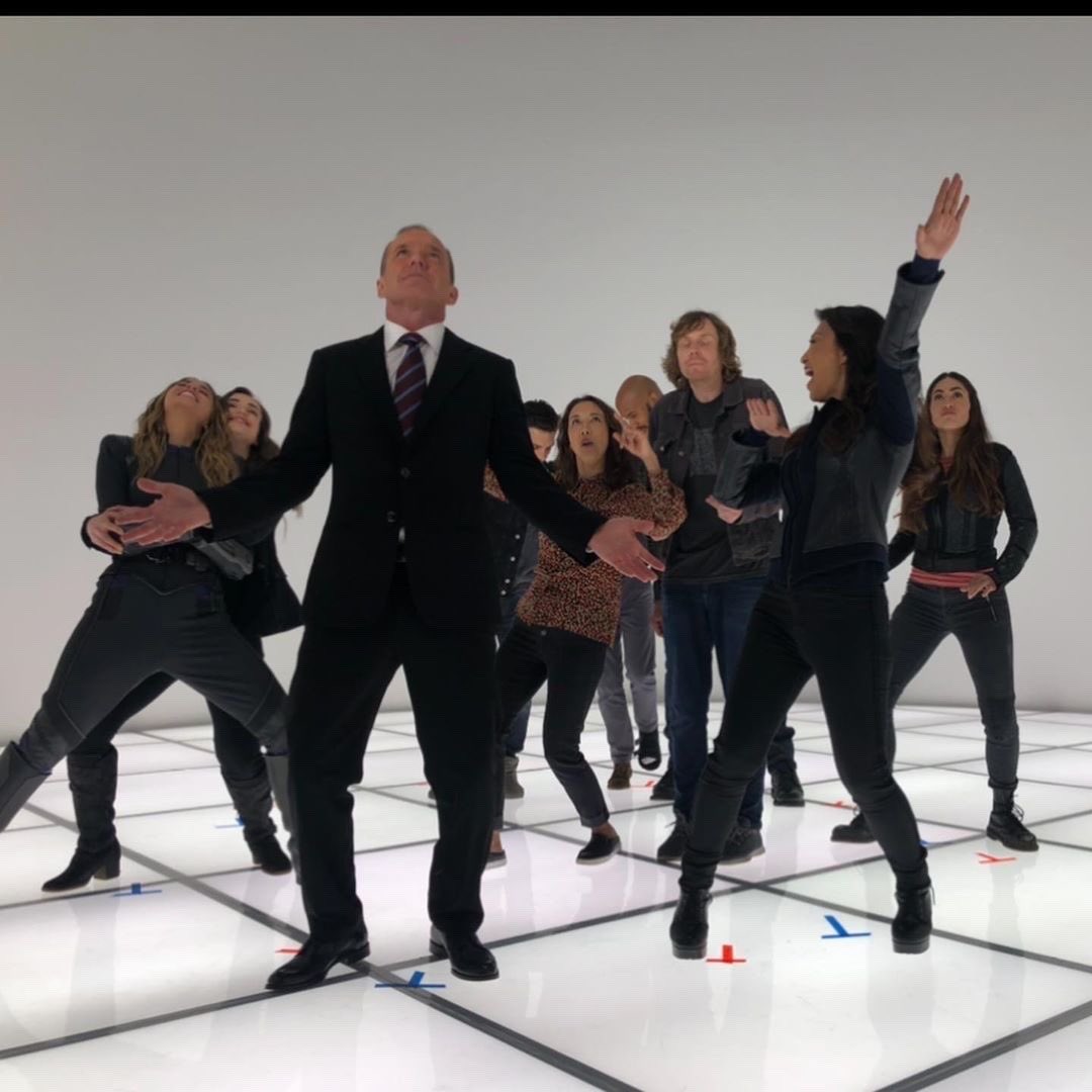 sunverie's tweet image. So I finally watched the finale. I think I’ve cried too many times. I’m a mess. #AgentsofSheild @AgentsofSHIELD