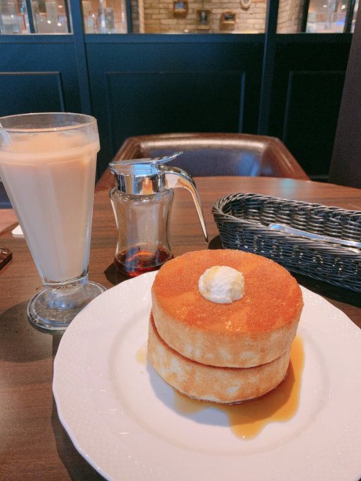 ひとりパンケーキ🥞  星乃珈琲のスフレパンケーキダブル🥞💕 https://t.co/0vnKmUd4sC