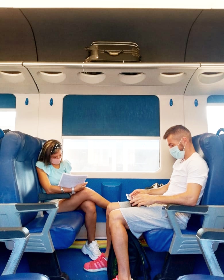 Aprovechamos  el viaje en tren para seguir trabajando en la busqueda  de actas.!!

Cumplí  el sueño de tu ciudadanía  italiana.! 🇮🇹🇮🇹🇮🇹🇮🇹🇮🇹