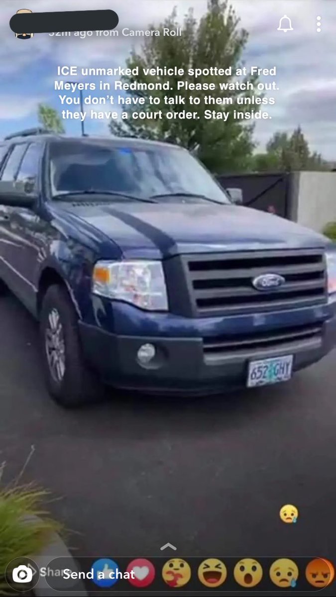 grace_leeanne12's tweet photo. TWITTER PLEASE TALK ABOUT WHATS HAPPENING IN BEND/CENTRAL OREGON WITH ICE - PEACEFUL PROTESTERS HAVE BEEN SHOT AT WITH RUBBER BULLETS AND TEARGASSED AND PEOPER SPRAYED BY FEDS WHO CAME FROM PORTLAND. UNDERCOVER CARS AND ENTIRE BUSSES FOR ICE ARE HERE OUR MAYOR IS DOING NOTHING https://t.co/OGBUy1BnYS