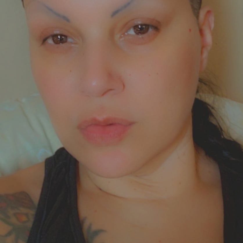 queen_gotica's tweet photo. working late on @Sanctuary_Mag__ https://t.co/WqdQFuZAYy