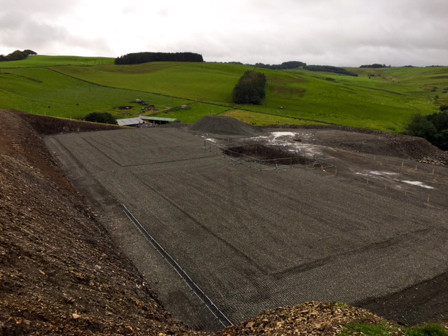 SWsoutheast's tweet image. Good progress is being made on the new clear water tank near #Selkirk as part of our multi-million pound #investment for the Scottish Borders water supply. Find out more here: scottishwater.co.uk/in-your-area/i… @esd_jv @scotborders