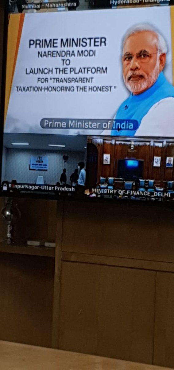ganapathi52's tweet photo. Privileged and honoured to listen to our hon'ble PM this morning along with senior officials of Income tax https://t.co/1coEYINXZ8