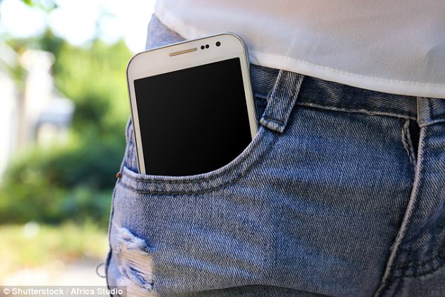 7Heat & radiation from  #phones can damage sperm.Studies shown that using a phone for as little as 1 hr a day 'cooks sperm'. Men are hence advised to keep their cell phones as far away from the testes as possible e.g. hold in your hand or back pocket instead of front pocket.