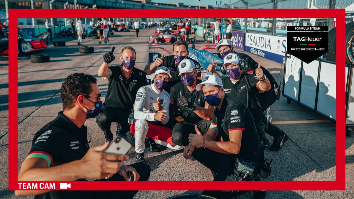 PorscheFormulaE's tweet photo. #TeamCam 
🤳 #BerlinEPrix selfie time 📲
 
#RacingNeverStops #TAGHeuerPorsche #PorscheFormulaE https://t.co/WKyX4QRzr0