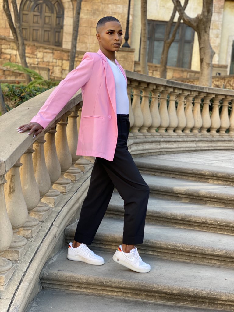 LethuNdhlela's tweet photo. Good Morning 💕🏳️‍🌈 https://t.co/cZCqBZkdh4