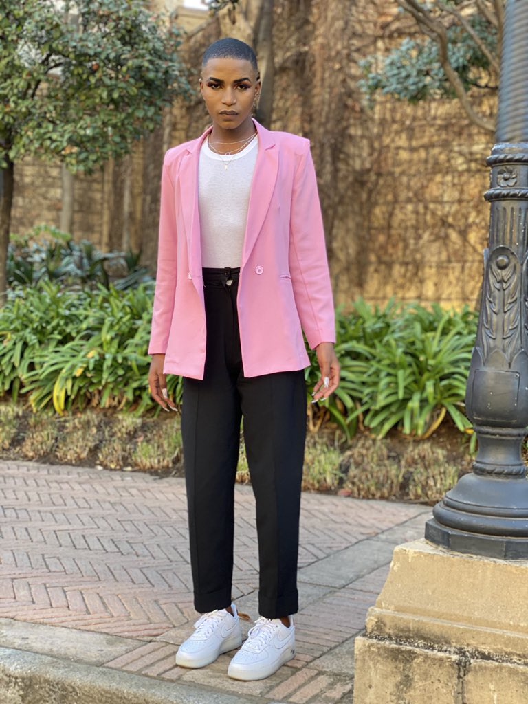 LethuNdhlela's tweet photo. Good Morning 💕🏳️‍🌈 https://t.co/cZCqBZkdh4