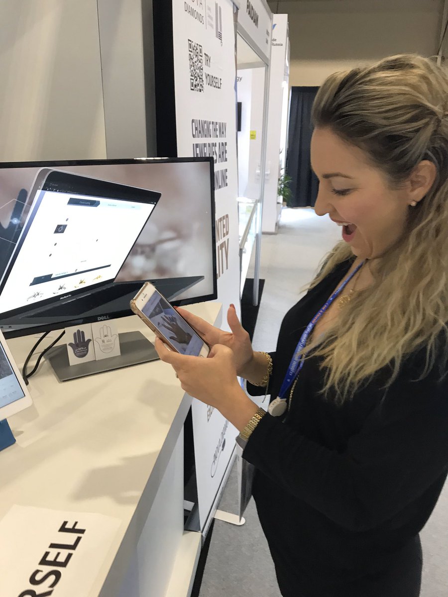 InovaDiamonds's tweet photo. It’s been over a year since the last JCK Exhibition at Las Vegas, good memories from our booth #4060 there. It’s been a full year, lots of new things, team growth, and new customers and markets, during 2019-2020 we can surely say that we are working on all of the continents. https://t.co/vAicjrHGIW