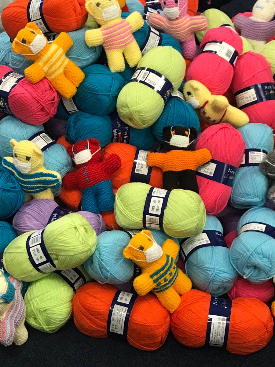 AgeUKHerts's tweet photo. This #ThankyouThursday we would like to say a HUGE thank you to @TheHaberdasher5 for providing us with donations to go towards our 'Knitting Packs'. You can find out more in the @TheVillagerMag article here 👉https://t.co/60iKpzQ5Th https://t.co/vhzxsud0XK