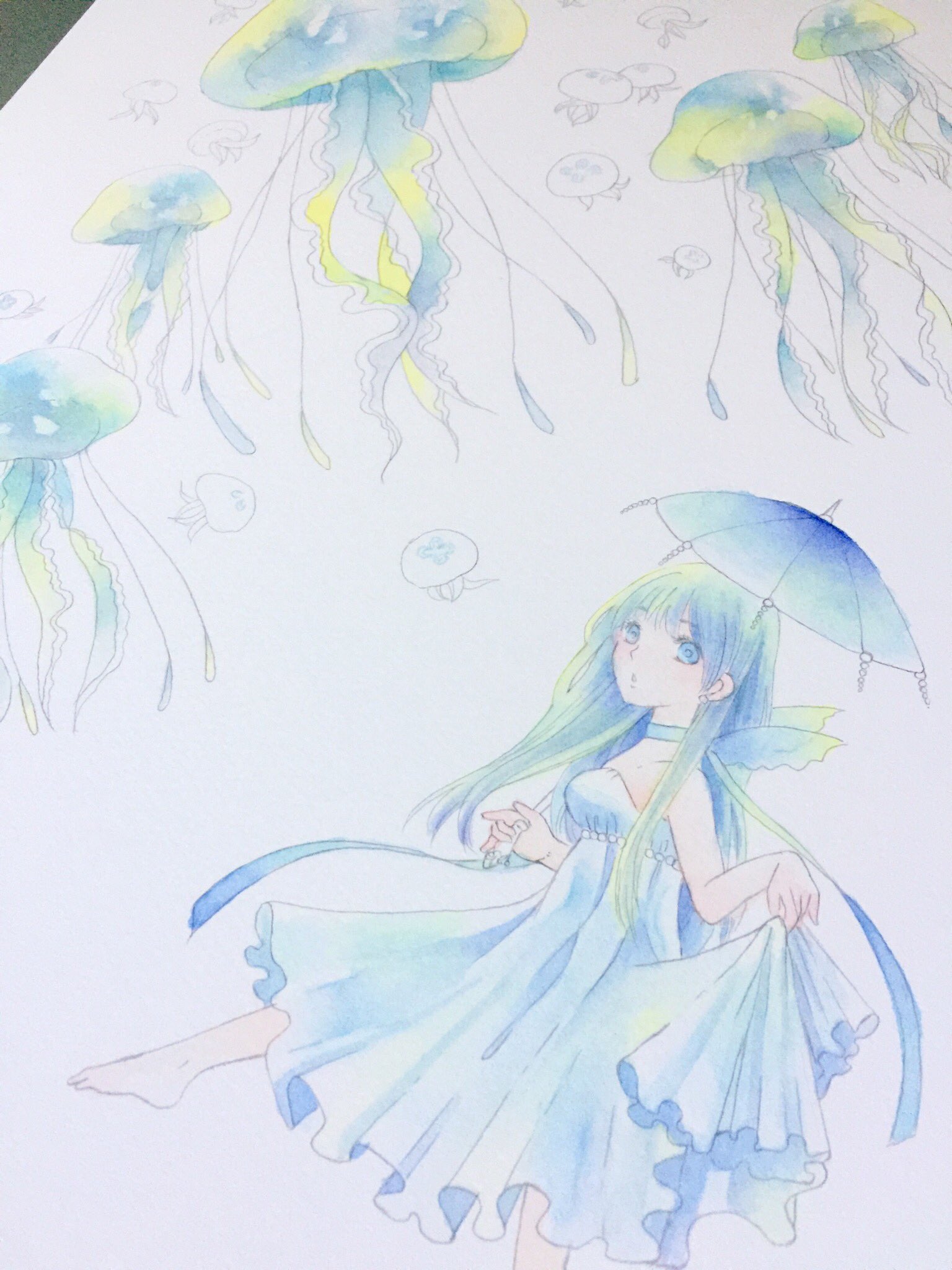 森ノ綾 アイコン考え中 次はクラゲだーっ٩ ᐛ و 透明水彩 アナログイラスト クラゲイラスト T Co 8jnmekxoyo Twitter