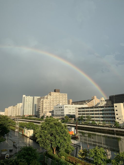 虹🌈
#虹 https://t.co/nj04B7MCcs