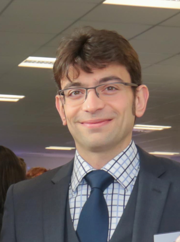 We are  extremely proud to announce that our <a href="/EPSRC/">Engineering and Physical Sciences Research Council</a>  facility Director Prof Quentin Ramasse <a href="/UniversityLeeds/">University of Leeds</a> ihas receive the <a href="/RoyalMicroSoc/">RMS</a>  Mid-Career Scientific Achievement Award 2020 👏👏  Congratulations to Quentin and all winners!!  rms.org.uk/study-read/new…