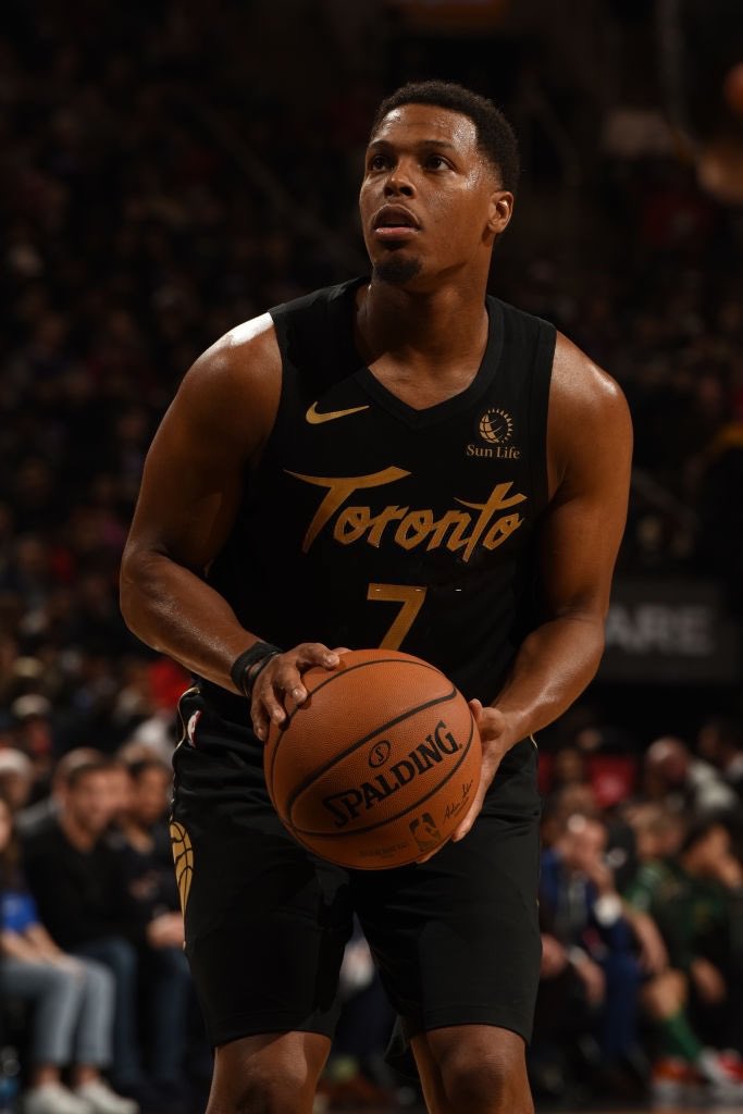 RaptorsBE's tweet photo. CONCOURS NBA TORONTO RAPTORS JERSEY
52 WINS ✅
#NBACHALLENGEFR2 @GrizzliesFR 
Gagnez le maillot NIKE City Edition de Lowry 🧬7️⃣ (XL) (en rupture de stock)
Pour gagner :
Retweet 🔁 le post
Follow ➡️ @RaptorsBE 
TAS : 3300 followers ou fin des Playoffs
#WeTheNorth #NBA #Raptors https://t.co/nGFh7ZgxQF