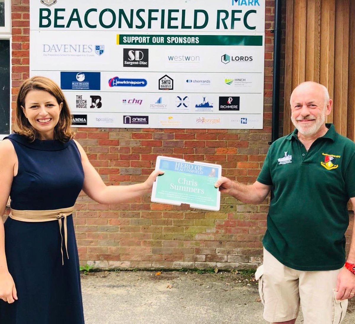 joymorrissey's tweet photo. What would we have done without the incredible work of @beaconsfieldrfc during Covid19? Thank you for your service to the Beaconsfield community 👏👏🙌 https://t.co/94ejzNai4R
