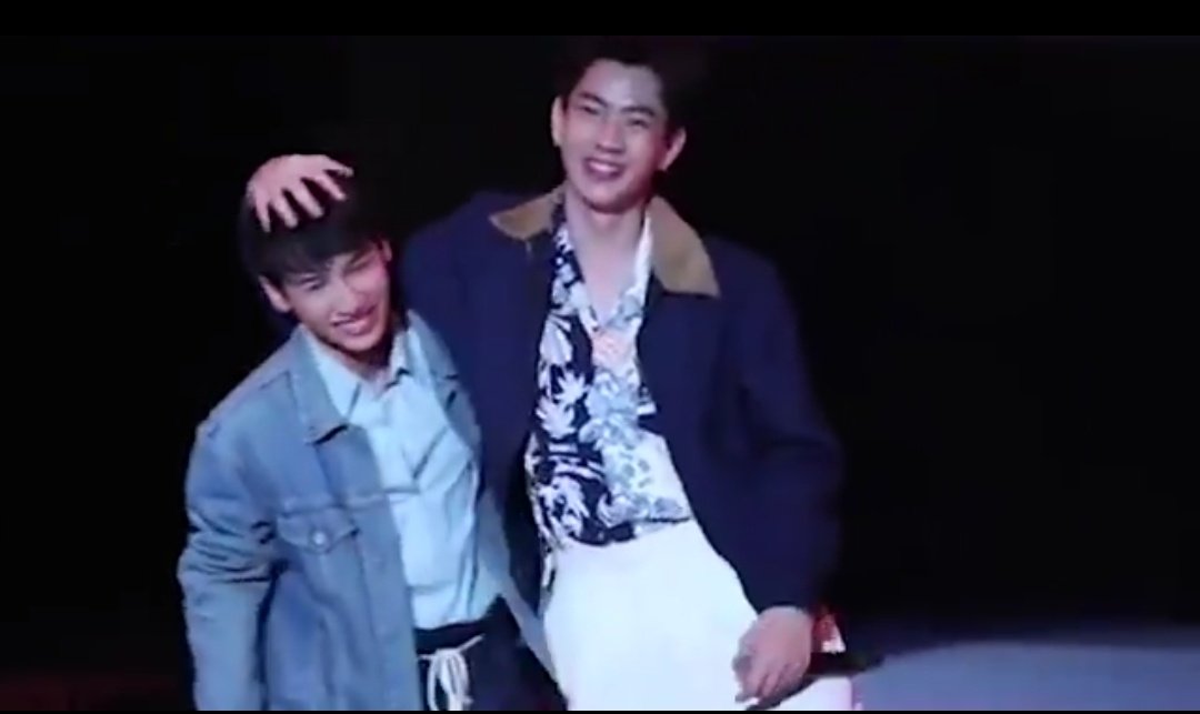 NnatchaKS's tweet photo. คืออะไรไม่รู้ ที่รู้ๆคือ ไปปั่นเงินแปป
#ออฟกัน
#WhatIsFantopia
#Fantopia2020 https://t.co/MXtdlYEwre