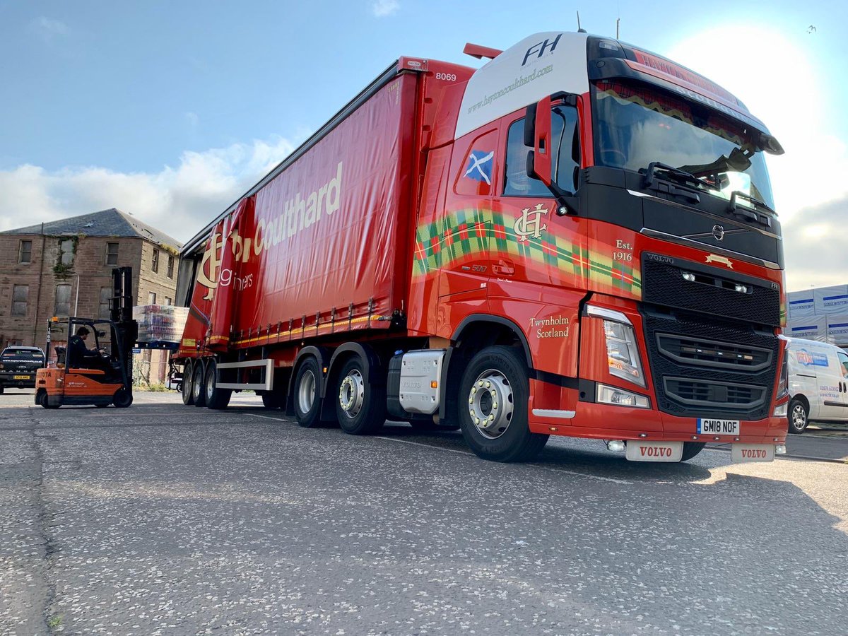 HaytonCoulthard's tweet photo. A beautiful day in Montrose as we carry out multi-drop deliveries to independent retailers on behalf of one of our FMCG customers #multidrop https://t.co/MR9TArxO1Q